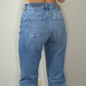 American Eagle mom jeans